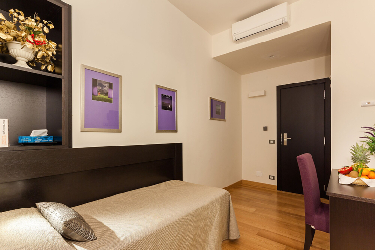 Bedroom 3, Domus Best, Rome