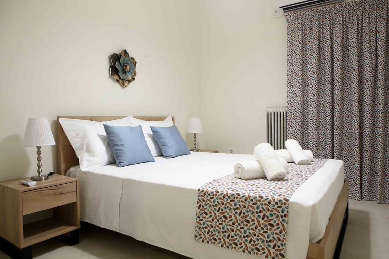 Bedroom 4, Best House Anakreontos, Attica
