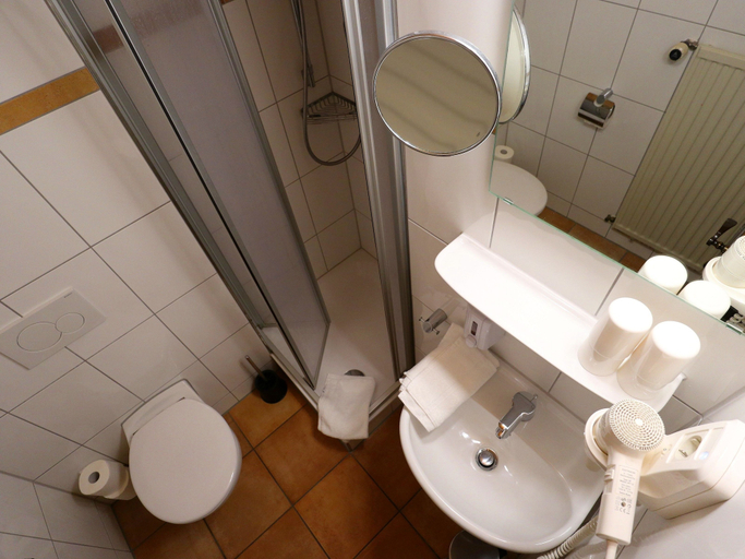 Bathroom 4, Hotel Werneths Landgasthof Hirschen, Emmendingen