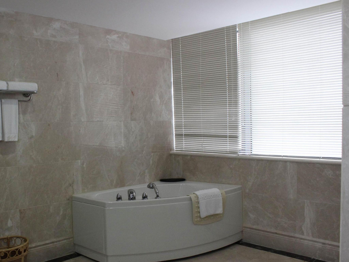 Bathroom 4, Manhatton Hotel Beihai, Beihai