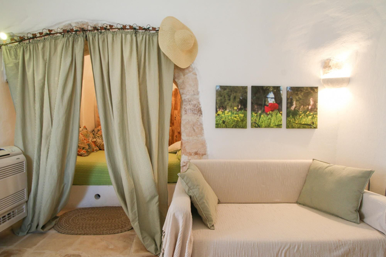 Bedroom 2, TD Trulli Della Rosatella Typical Trulli w Pool, Bari