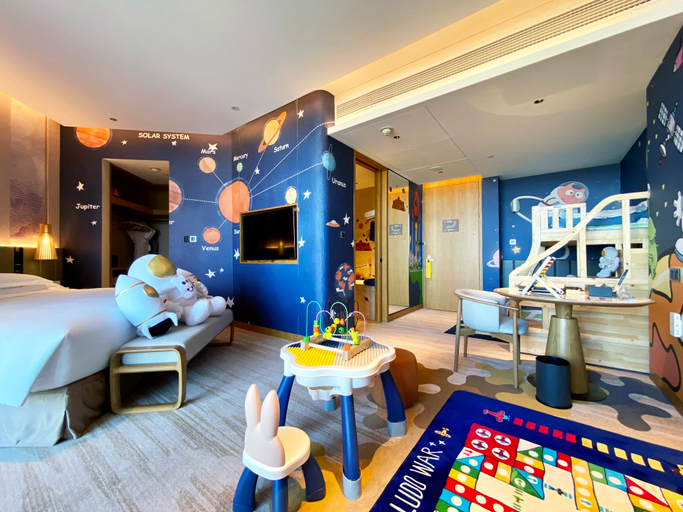 Bedroom 4, Crowne Plaza HUZHOU by IHG, Huzhou