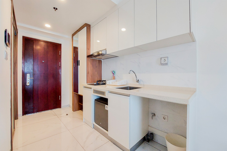 Others 4, Wonderful Studio Apartment at Sky House Alam Sutera By Travelio, Tangerang