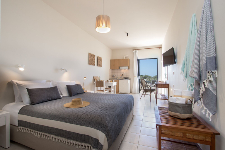 Bedroom 4, Kanso Rooms, Crete