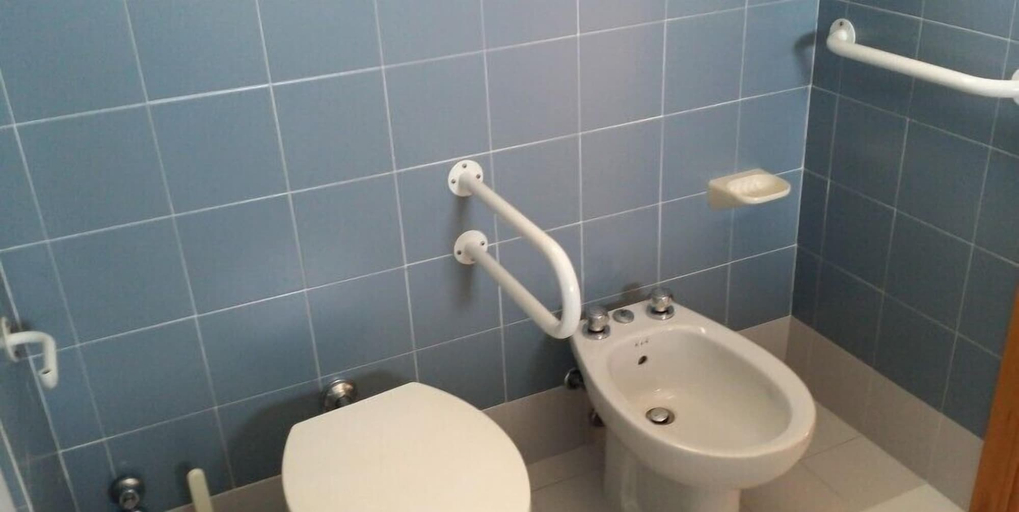 Bathroom 5, Centro di Soggiorno Il Belvedere, Foggia