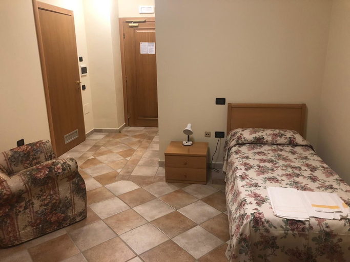 Bedroom 2, Bellotta Casa per Ferie, Piacenza
