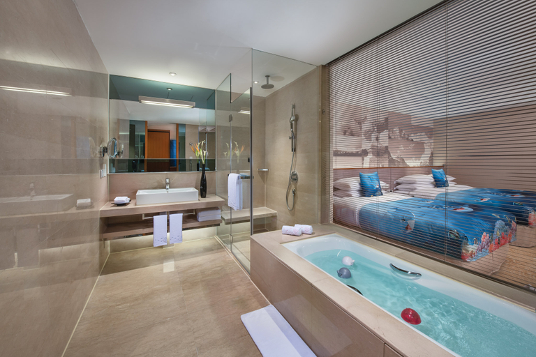 Bathroom 5, Crowne Plaza BEIJING SUN PALACE by IHG, Beijing