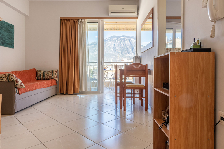 Others 5, Comfy Beach Flat 10min City Center, Peloponnese