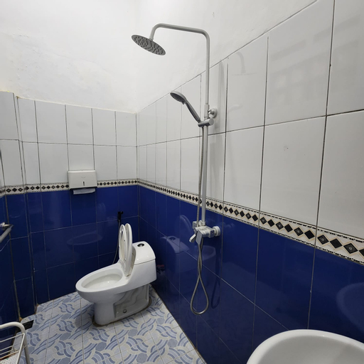 Bathroom 3