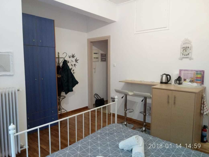 Others 4, Modern ideally located studio apartment, Attica