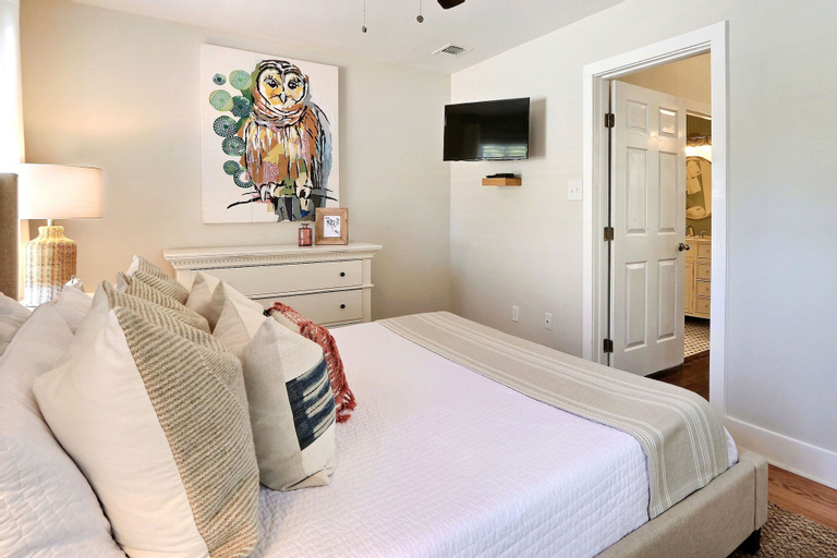 Bedroom 21