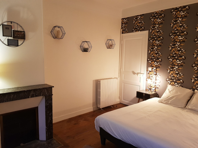 Bedroom 4, L'Havre de Saint Germain, Eure