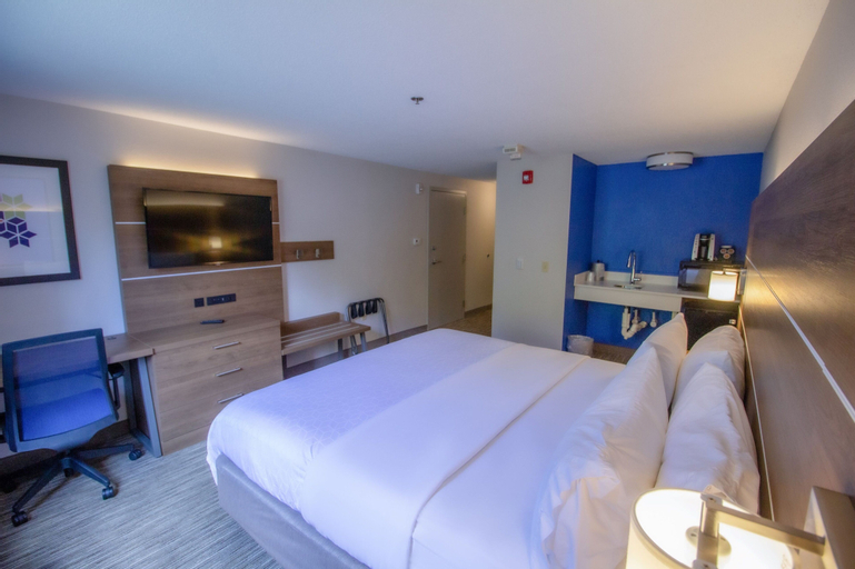 Bedroom 11