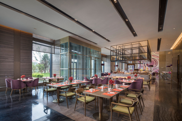 Food & Drinks 2, Crowne Plaza HARBIN SONGBEI by IHG, Harbin