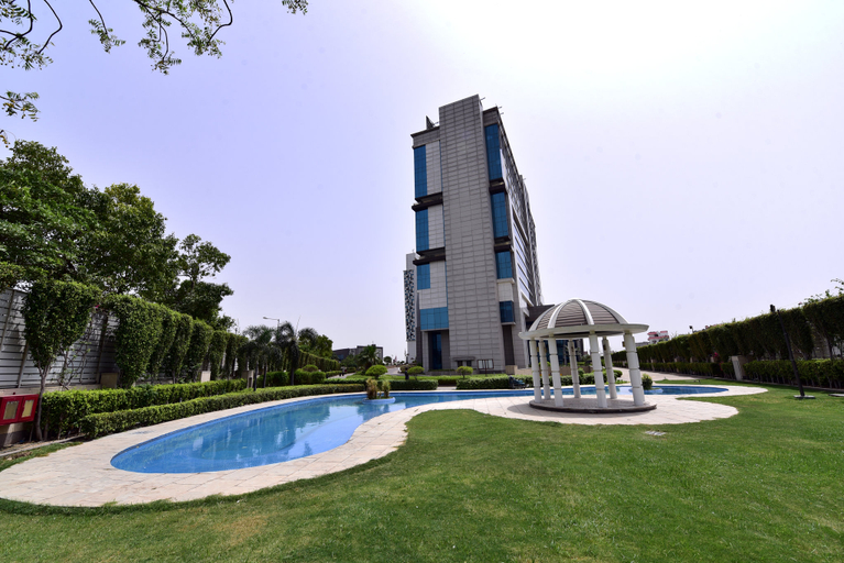 Exterior & Views 2, Crowne Plaza GREATER NOIDA by IHG, Gautam Buddha Nagar