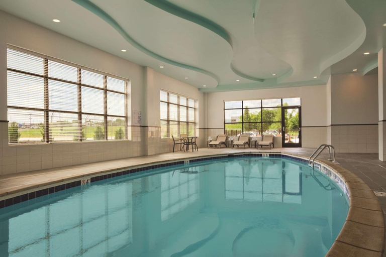 Sport & Beauty 3, Embassy Suites by Hilton Knoxville West, Knox