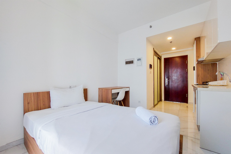 Bedroom 2, Wonderful Studio Apartment at Sky House Alam Sutera By Travelio, Tangerang