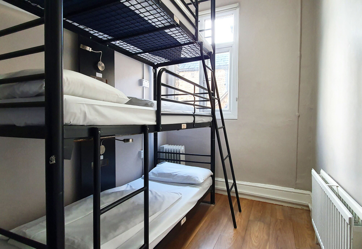 Bedroom 1, Onefam Waterloo 18-36 years old, London