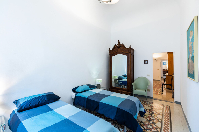 Bedroom 2, Via Guelfa - Ampio Appartamento, Florence