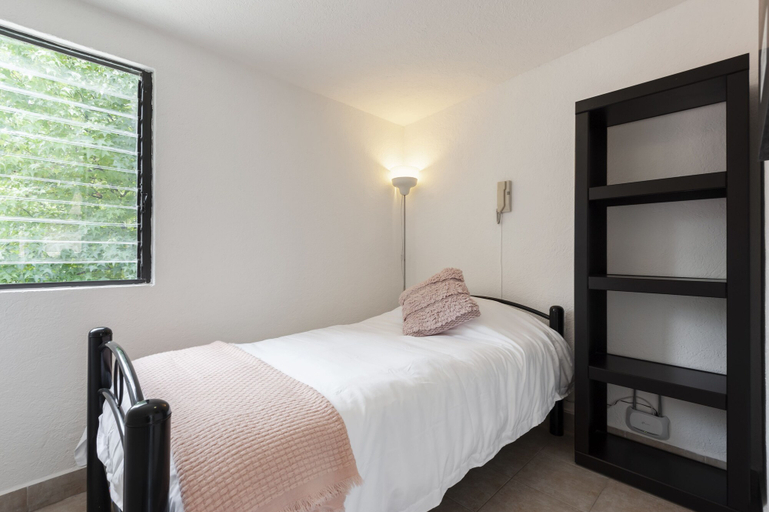 Bedroom 3, Cuarto Ideal para Estudiantes, Mexico City