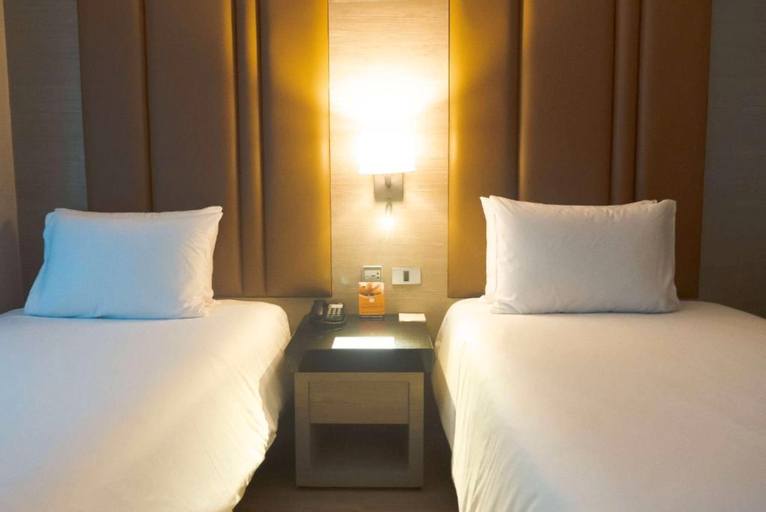 Bedroom 26