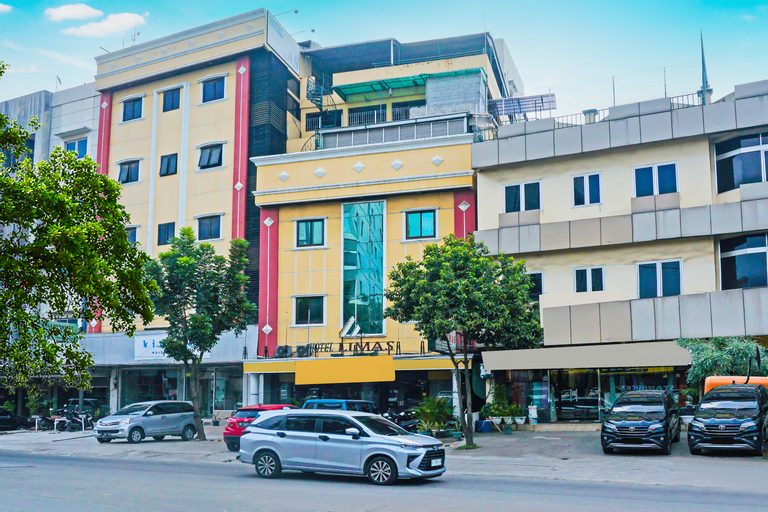 Exterior & Views 2, Collection O 92690 Hotel Limas, Palembang