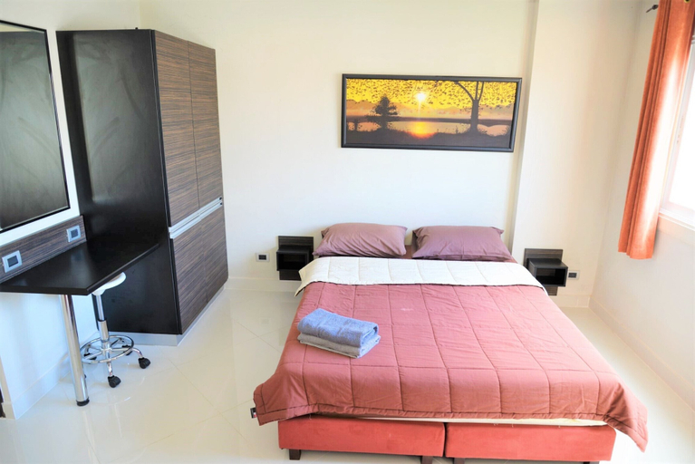 Bedroom 3, Pool View Condo at Park Lane Resort - Sleeps 2, Pattaya