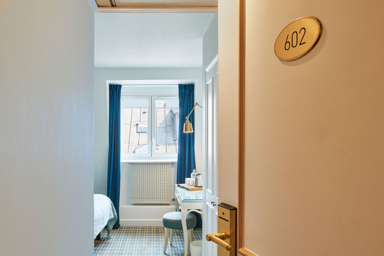 Bedroom 21