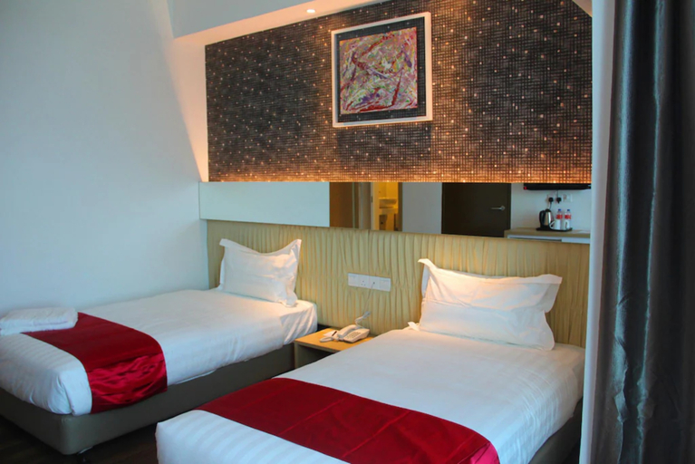 Bedroom 5, 906 Premier Hotel, Malacca City