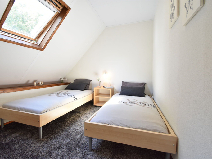 Bedroom 3, Cosy Holiday Home With Large Garden, Schouwen-Duiveland