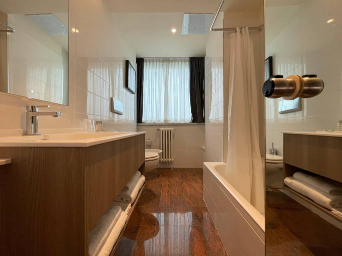 Bedroom 5, Crowne Plaza MILAN - LINATE, Milano