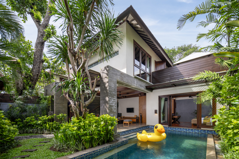 Swimming Pool 14