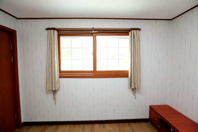Others 4, Pine Aroma Pension, Chuncheon