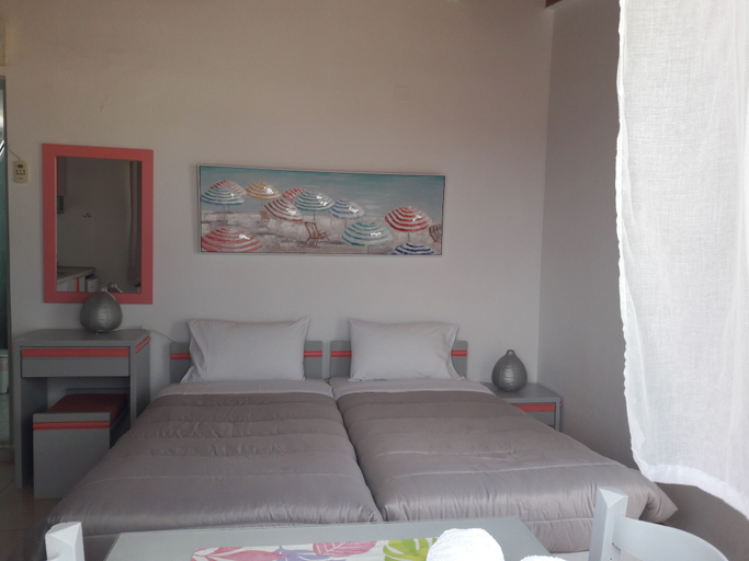 Bedroom 5, Agii Apostoli Studios, Crete
