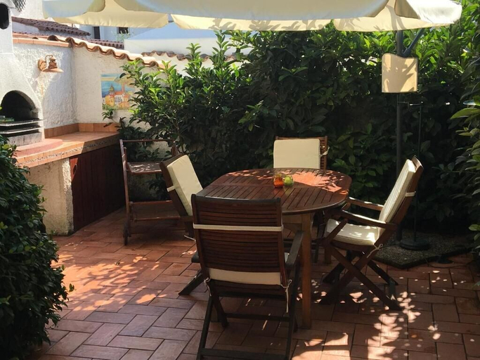 Others 5, Relais Casa Moresca, Latina