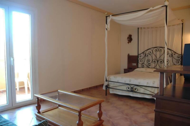 Bedroom 2, Complejo Oro Verde, Almería