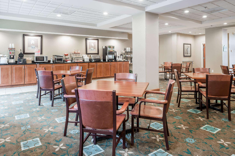 Food & Drinks 5, Home2 Suites by Hilton St. Charles St.Louis, Saint Charles