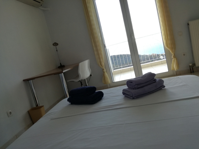 Bedroom 3, Infinity Blue Suites, Attica