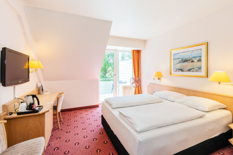 Bedroom 4, Parkhotel Frankfurt Airport, Main-Taunus-Kreis