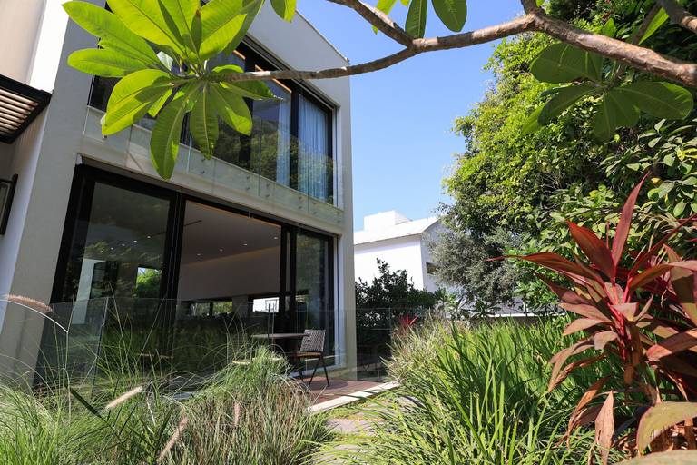 Exterior & Views 2, Luxurious Coastal Villa w Pool & Garden