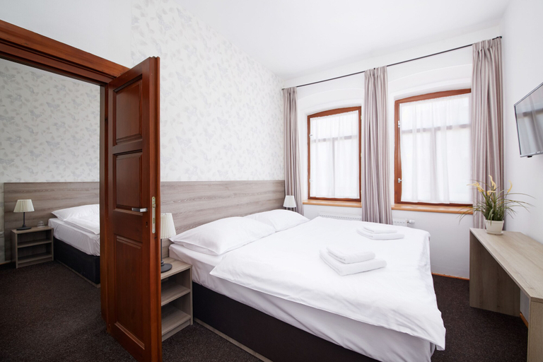 Bedroom 2, Ski Hotel Svoboda nad Upou, Trutnov