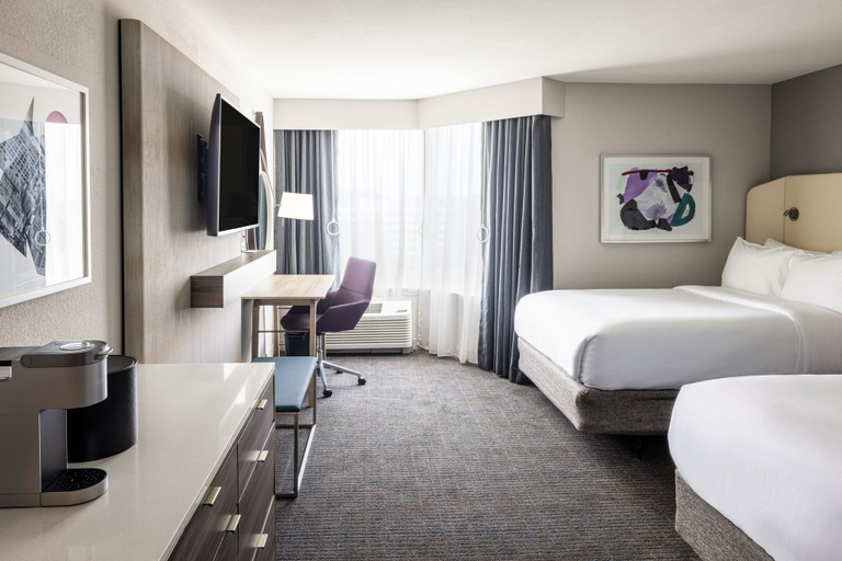 Bedroom 5, Crowne Plaza ATLANTA NE - NORCROSS by IHG, Gwinnett