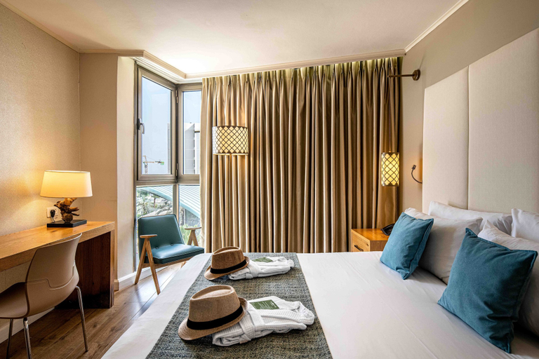 Bedroom 4, Oasis Spa Club Dead Sea Hotel
