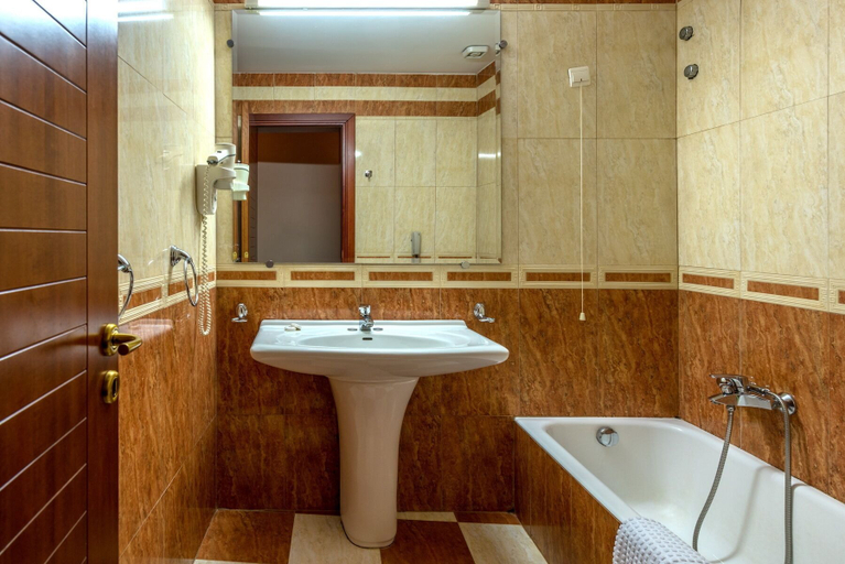 Bathroom 3, Alexios Inn Hotel, Epirus