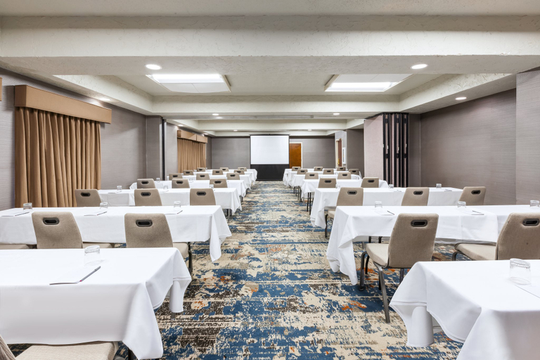 Business Facilities 2, Crowne Plaza COLUMBUS NORTH- WORTHINGTON by IHG, Franklin