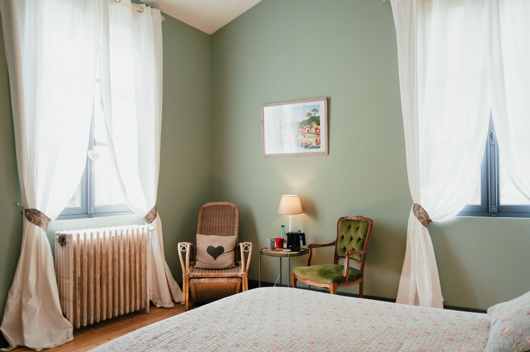 Bedroom 4, Villa 2 Pas Sages, Dordogne