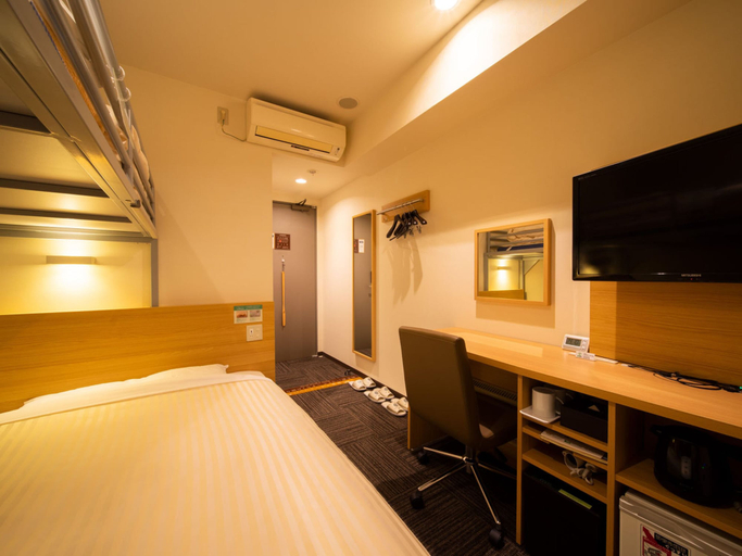 Bedroom 2, Super Hotel Sapporo Susukino, Sapporo