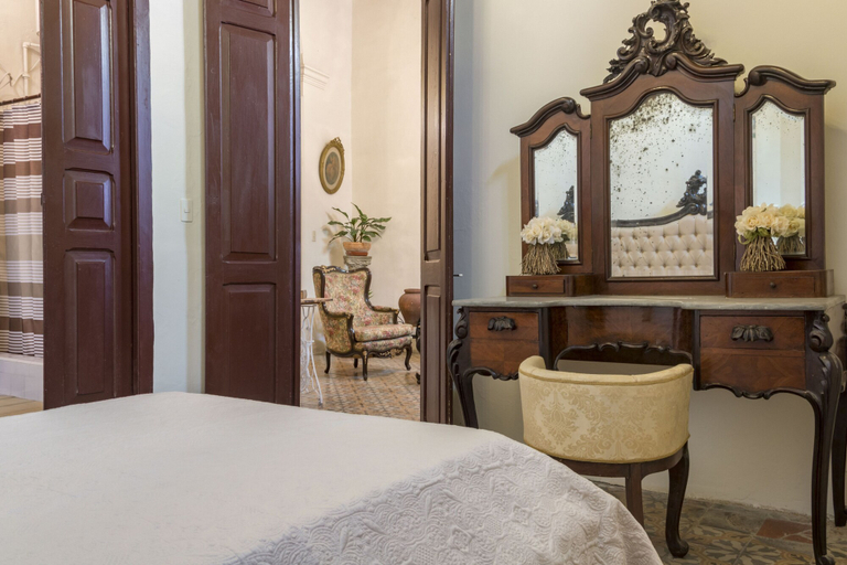 Room 2, Nomad Deluxe Habana Colonial, Centro Habana