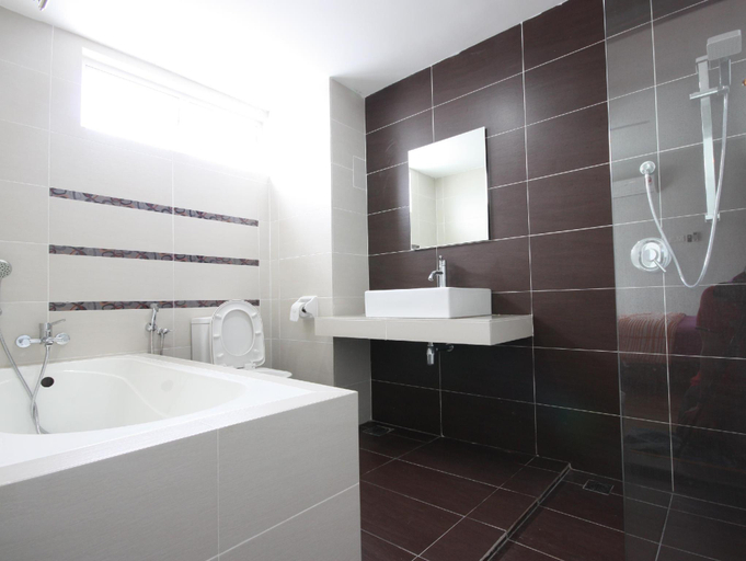 Bathroom 4, Shamrock Beach Villas 9, Penang Island