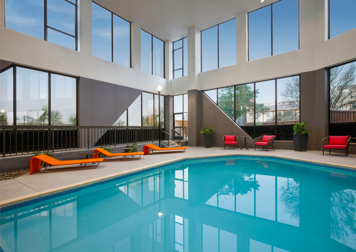 Sport & Beauty 4, Crowne Plaza DALLAS MARKET CTR - LOVE FIELD by IHG, Dallas